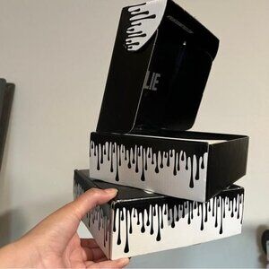 Original Kylie Jenner shipping boxes
